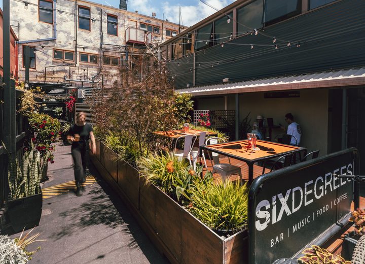 The Six Degrees laneway and sign